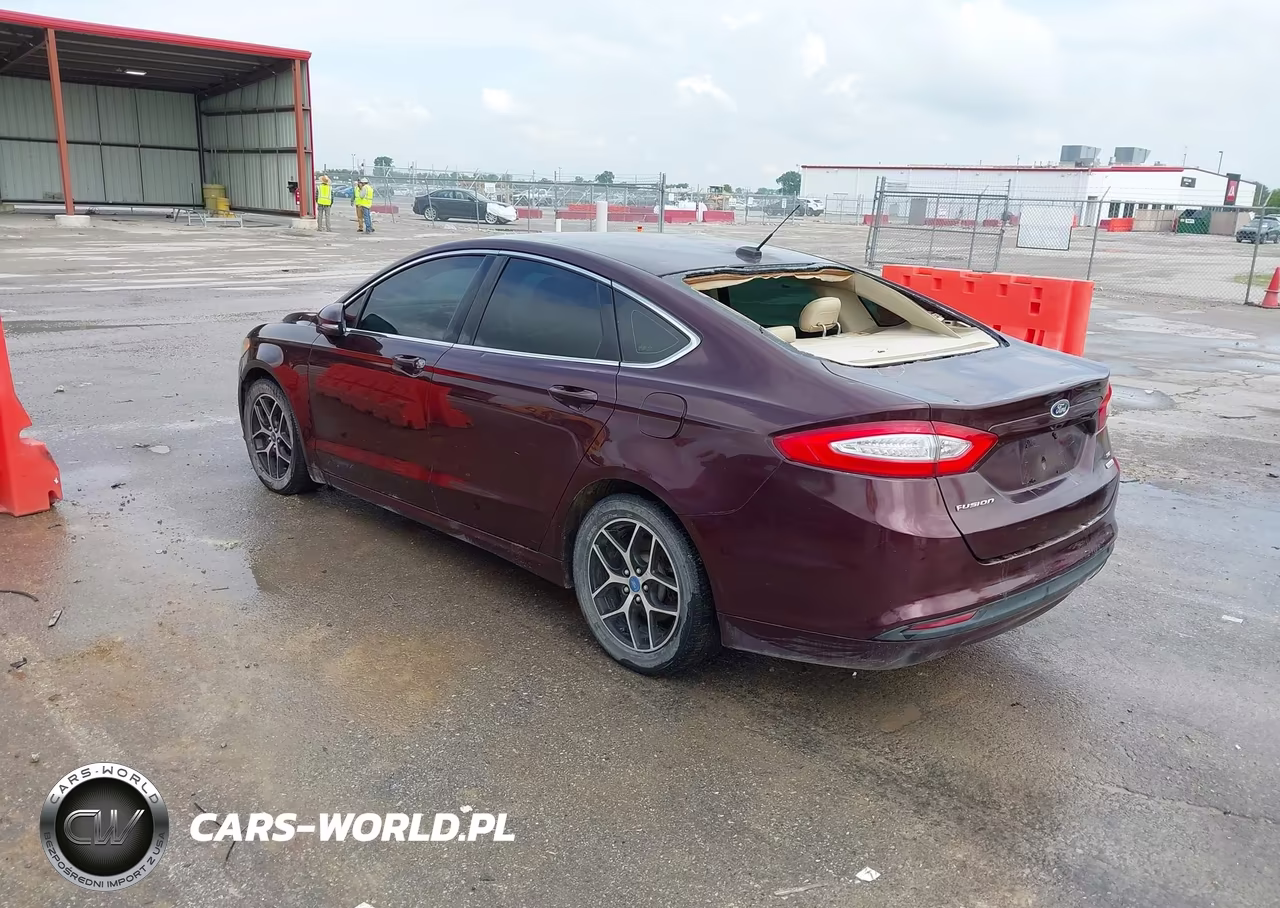 2013 Ford Fusion Se VIN:3FA6P0HR8DR113151 - 3