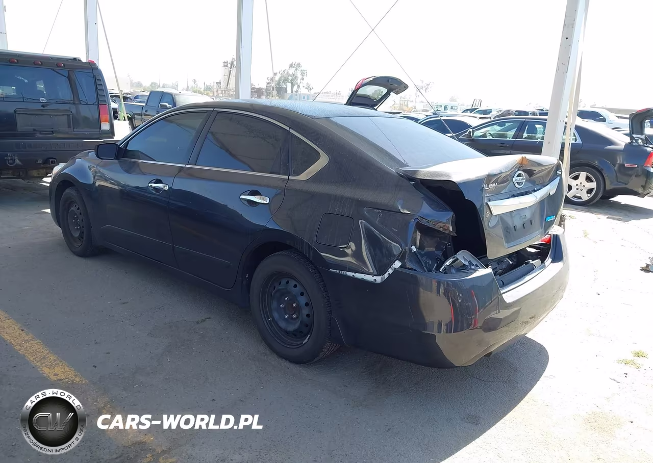 2013 Nissan Altima 2.5 S VIN:1N4AL3AP0DN587677 - 3
