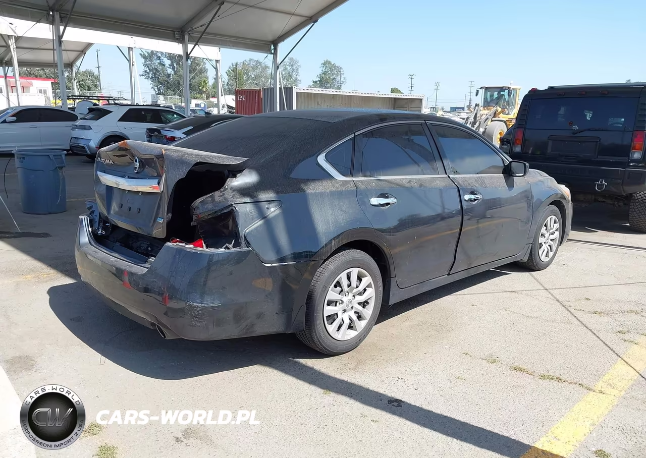 2013 Nissan Altima 2.5 S VIN:1N4AL3AP0DN587677 - 4