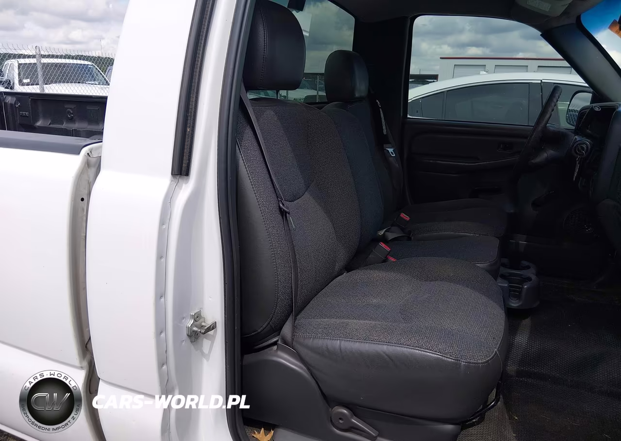 2007 Chevrolet Silverado 1500 Classic Work Truck VIN:3GCEC14X07G214289 - 8