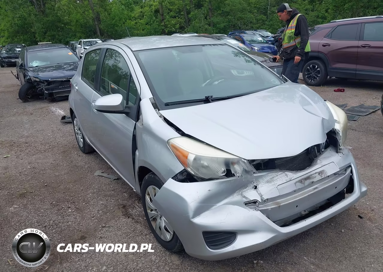 2012 Toyota Yaris Le
