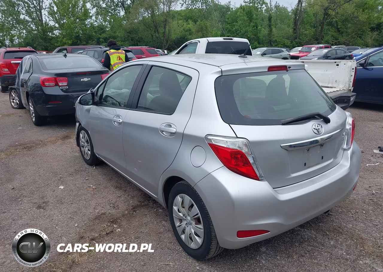 2012 Toyota Yaris Le VIN:JTDKTUD30CD527934 - 3