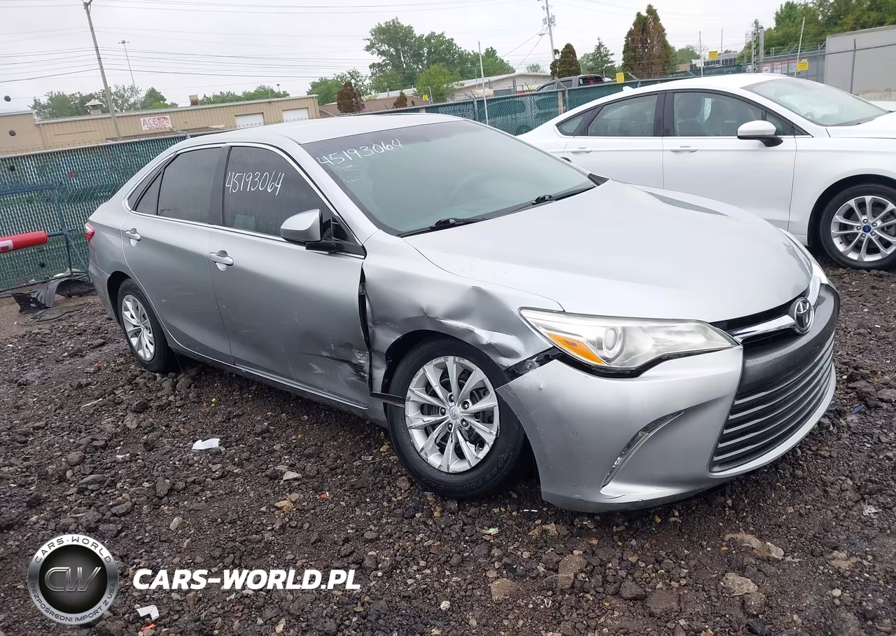 2015 Toyota Camry Le