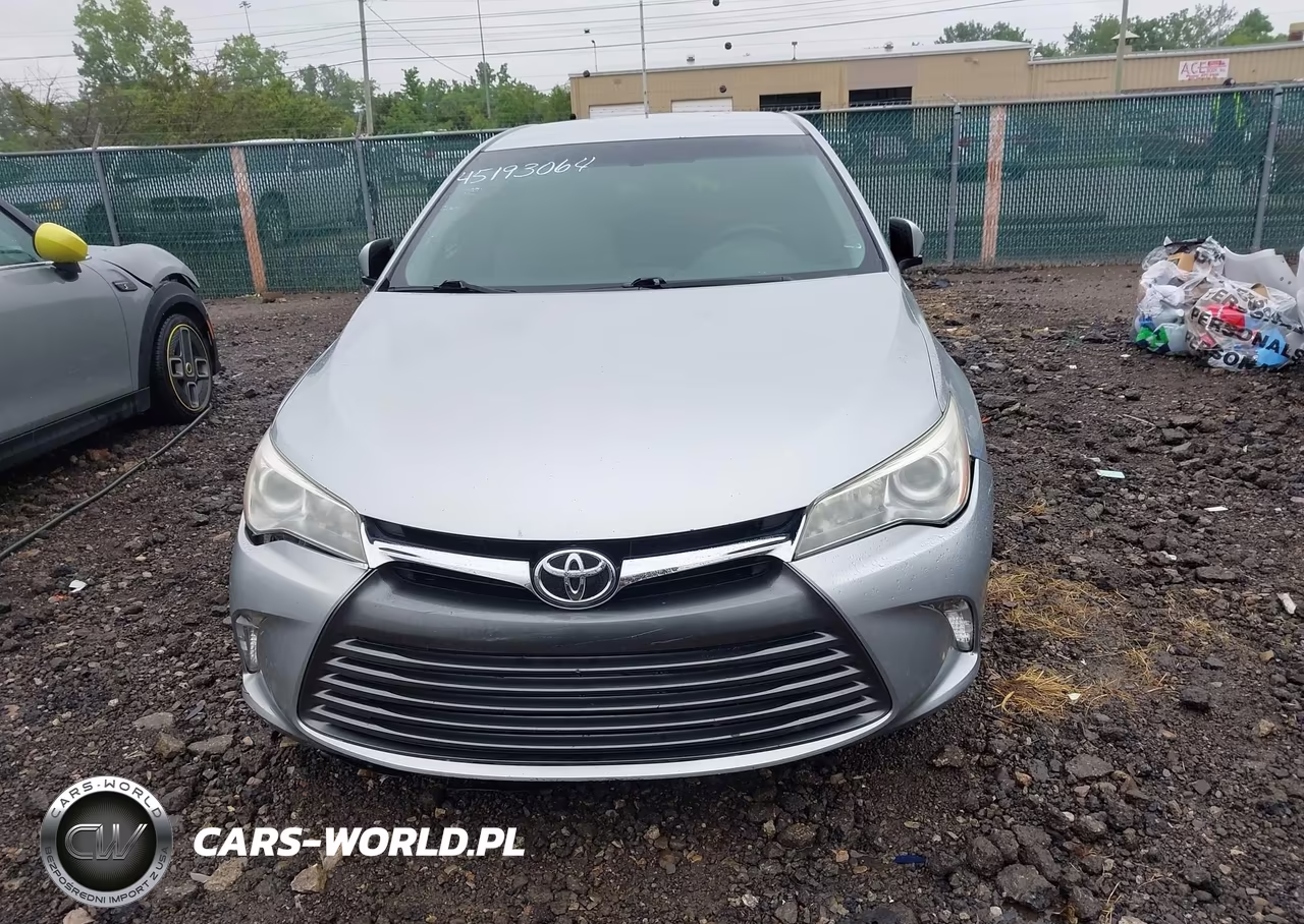 2015 Toyota Camry Le VIN:4T4BF1FKXFR490830 - 11