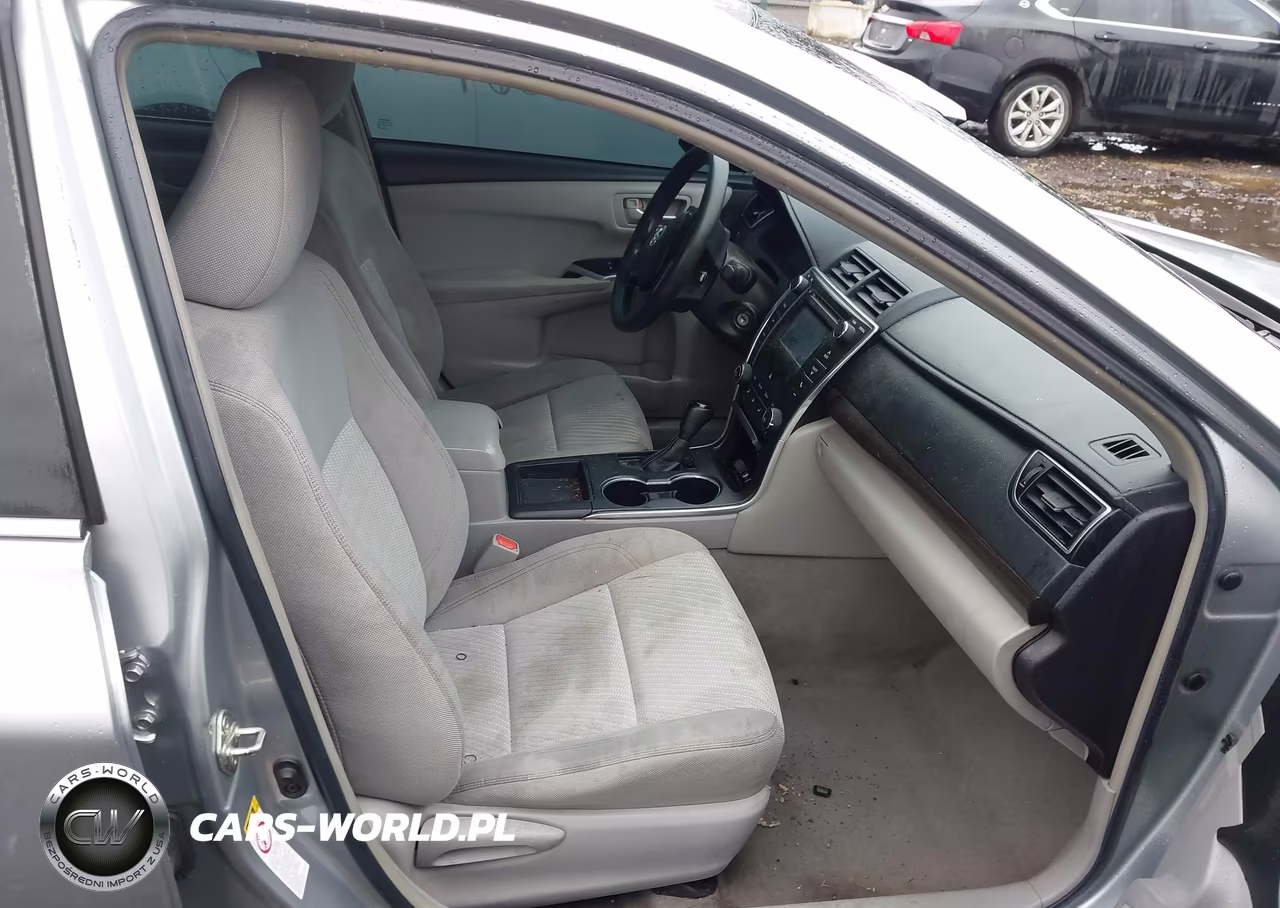 2015 Toyota Camry Le VIN:4T4BF1FKXFR490830 - 5