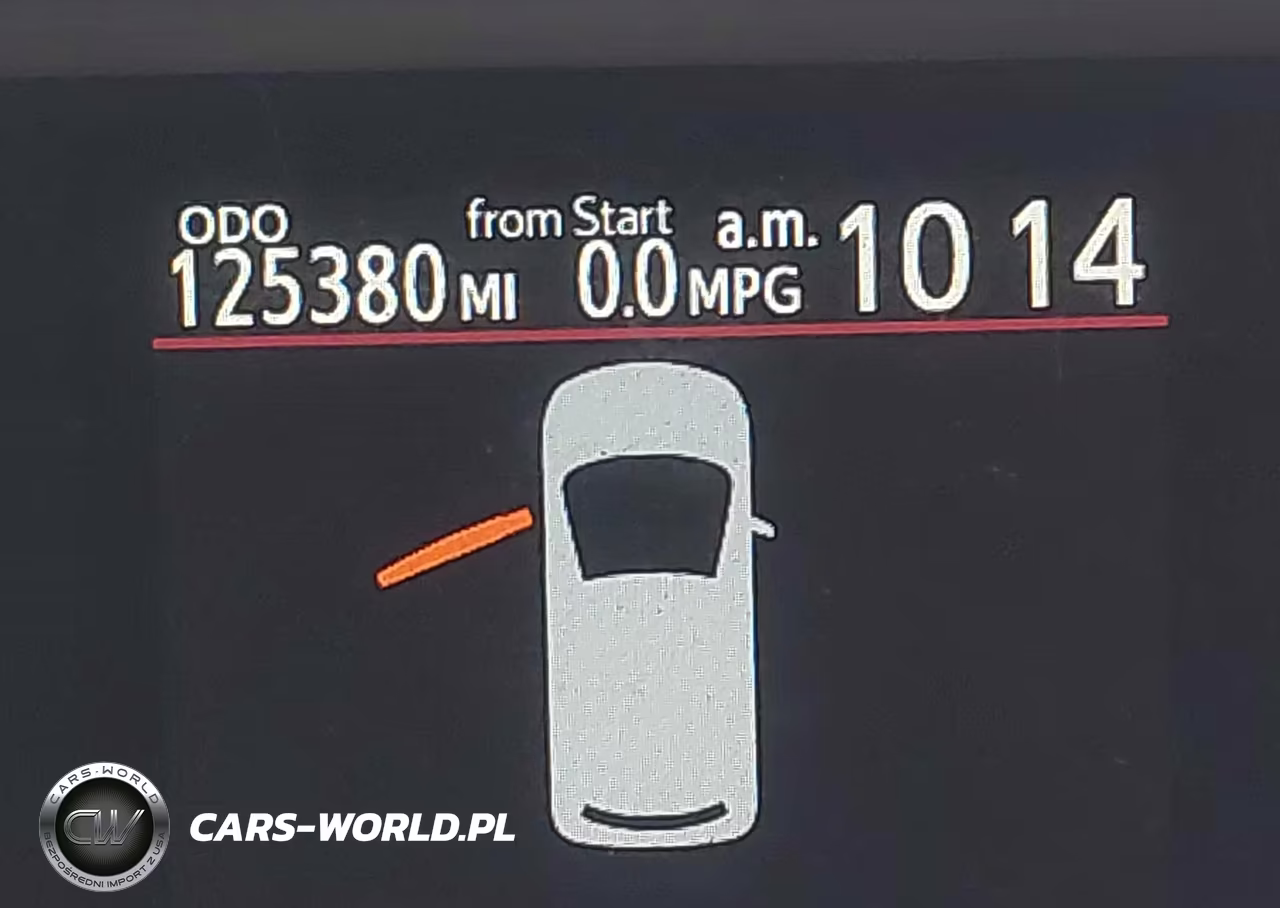 2015 Toyota Prius C Two VIN:JTDKDTB37F1101058 - 16