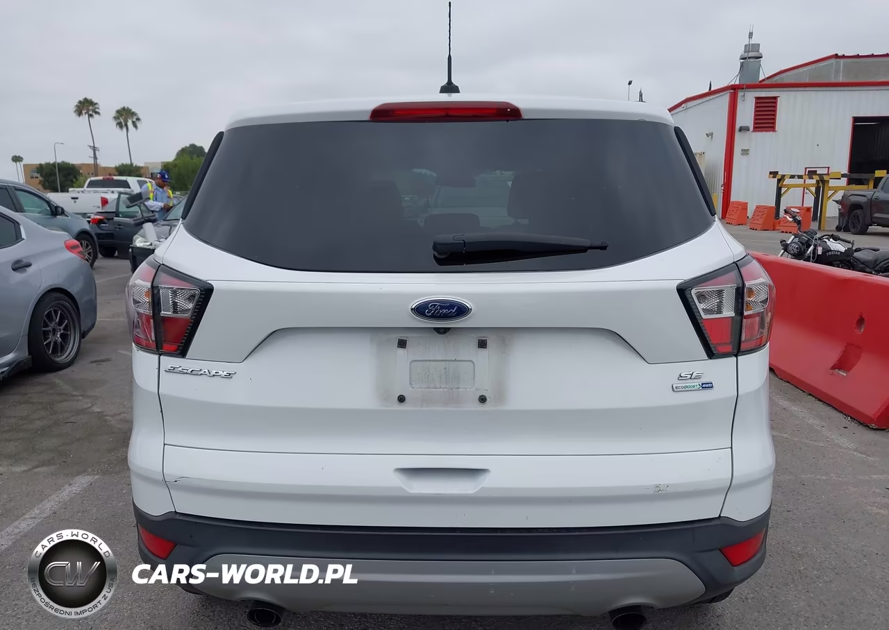 2017 Ford Escape Se VIN:1FMCU9GD7HUC02669 - 16
