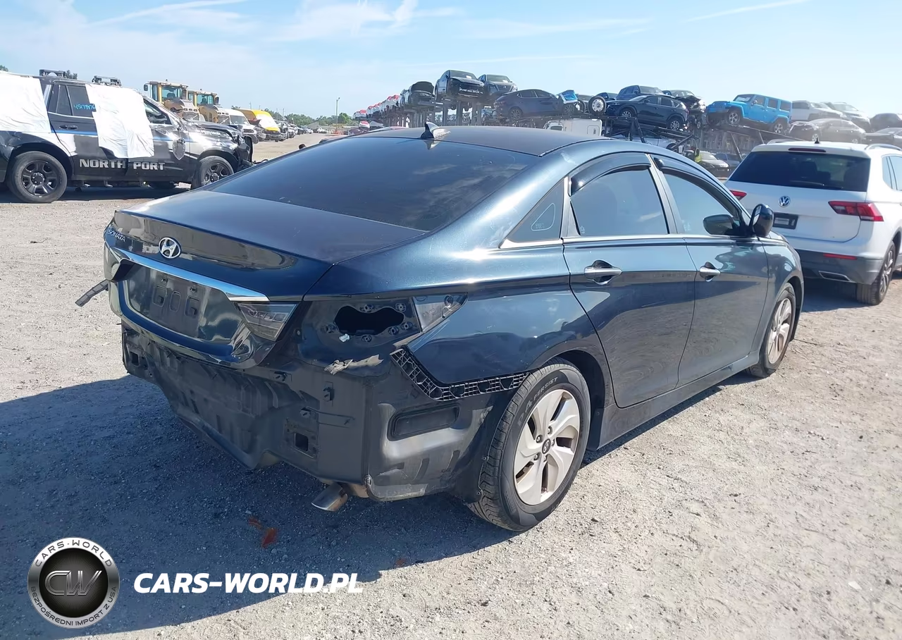 2014 Hyundai Sonata Gls VIN:5NPEB4AC1EH821554 - 4