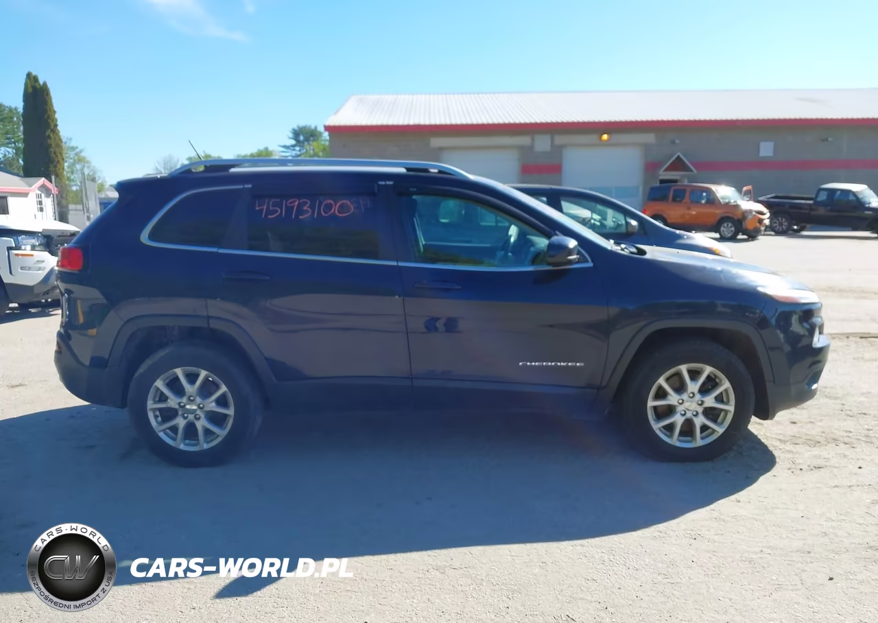 2014 Jeep Cherokee Latitude VIN:1C4PJMCS0EW147276 - 14