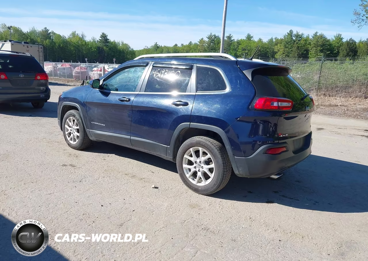 2014 Jeep Cherokee Latitude VIN:1C4PJMCS0EW147276 - 3