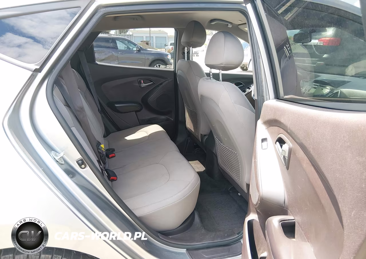 2015 Hyundai Tucson Gls VIN:KM8JTCAFXFU040776 - 8