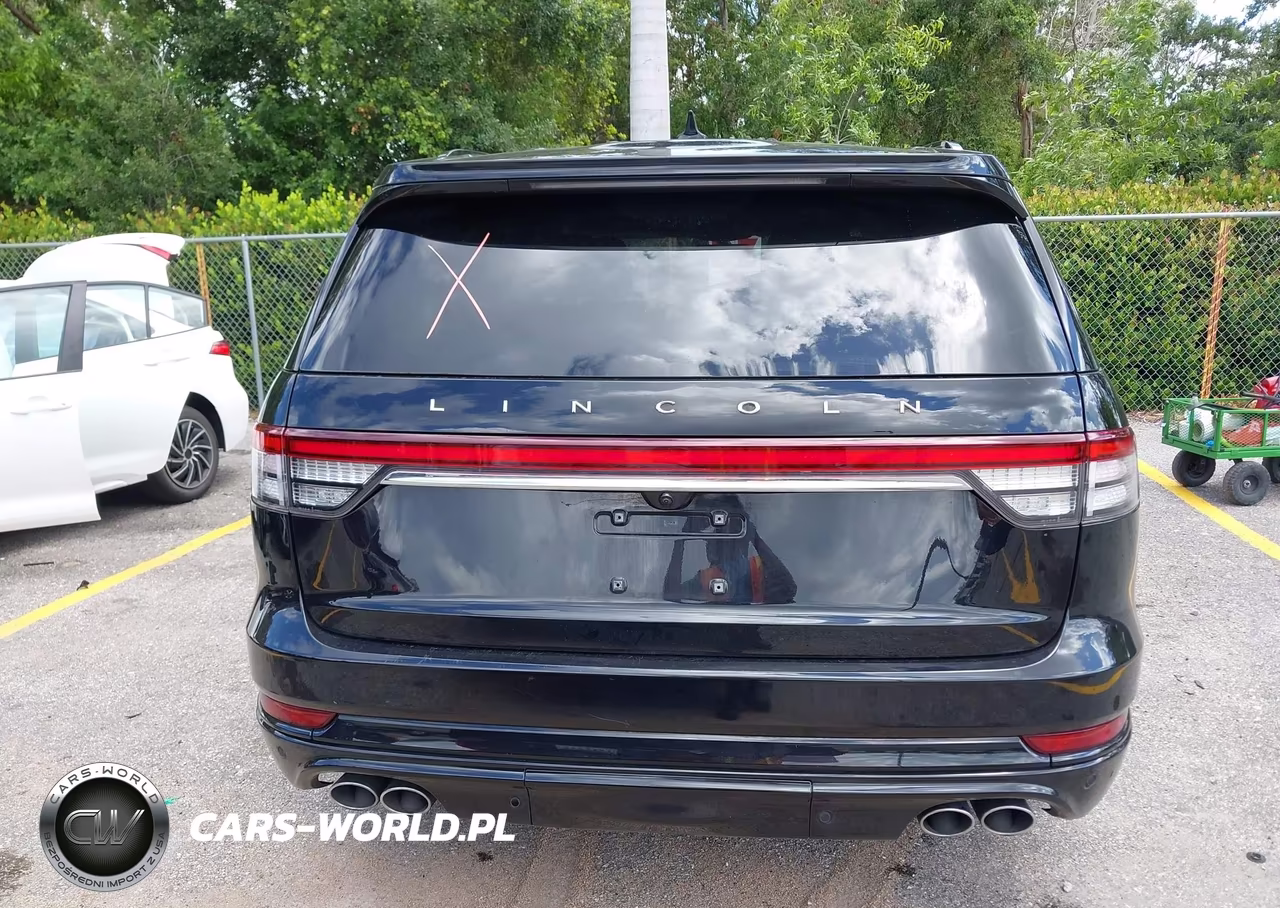 2023 Lincoln Aviator Reserve VIN:5LM5J7WC6PGL14274 - 17