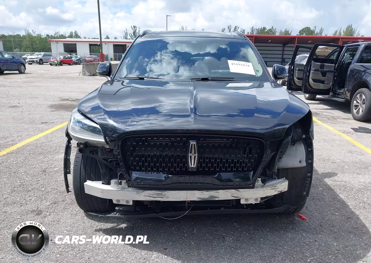 2023 Lincoln Aviator Reserve VIN:5LM5J7WC6PGL14274 - 6