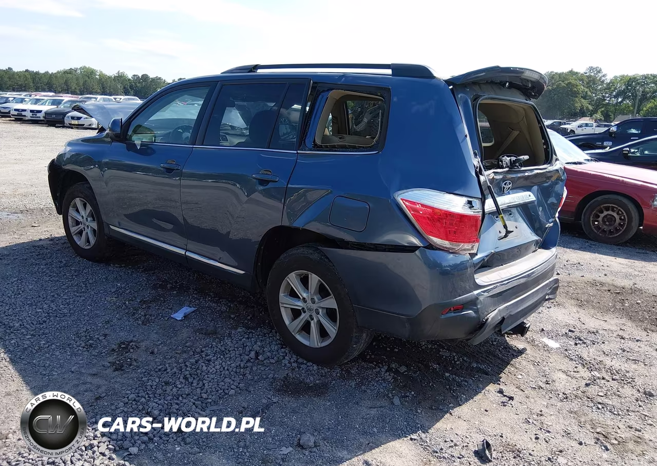 2011 Toyota Highlander Base V6 VIN:5TDBK3EH6BS057984 - 3