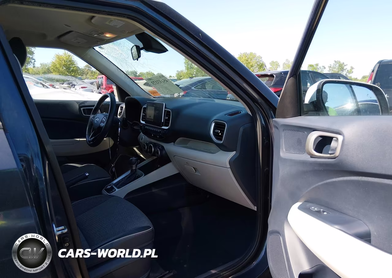 2020 Hyundai Venue Denim VIN:KMHRC8A31LU021700 - 5