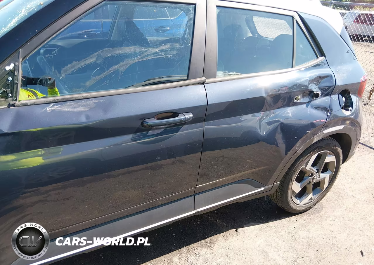 2020 Hyundai Venue Denim VIN:KMHRC8A31LU021700 - 6