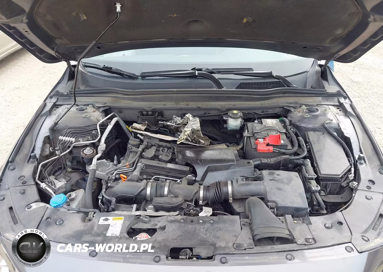 2018 Honda Accord Sport VIN:1HGCV1F33JA250724 - 10