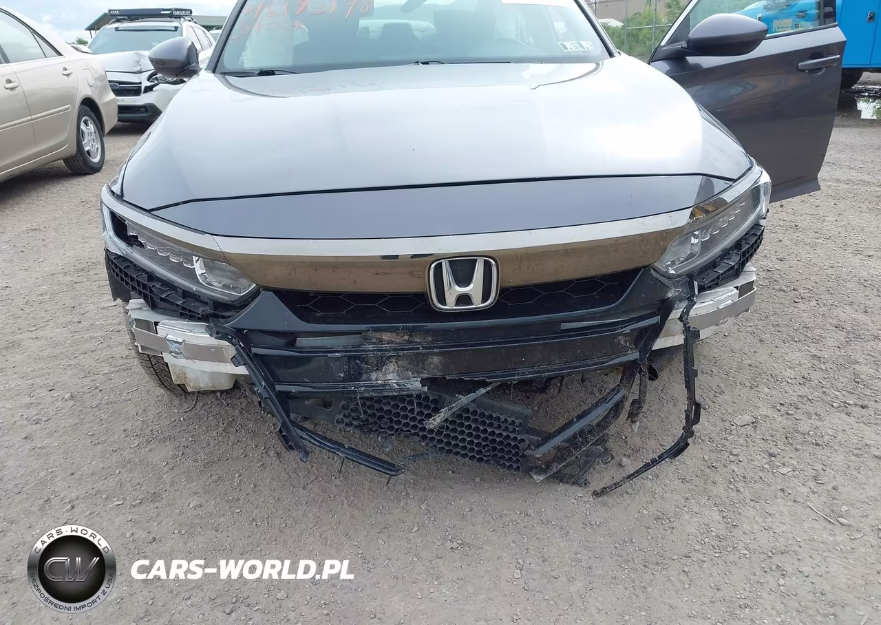 2018 Honda Accord Sport VIN:1HGCV1F33JA250724 - 6