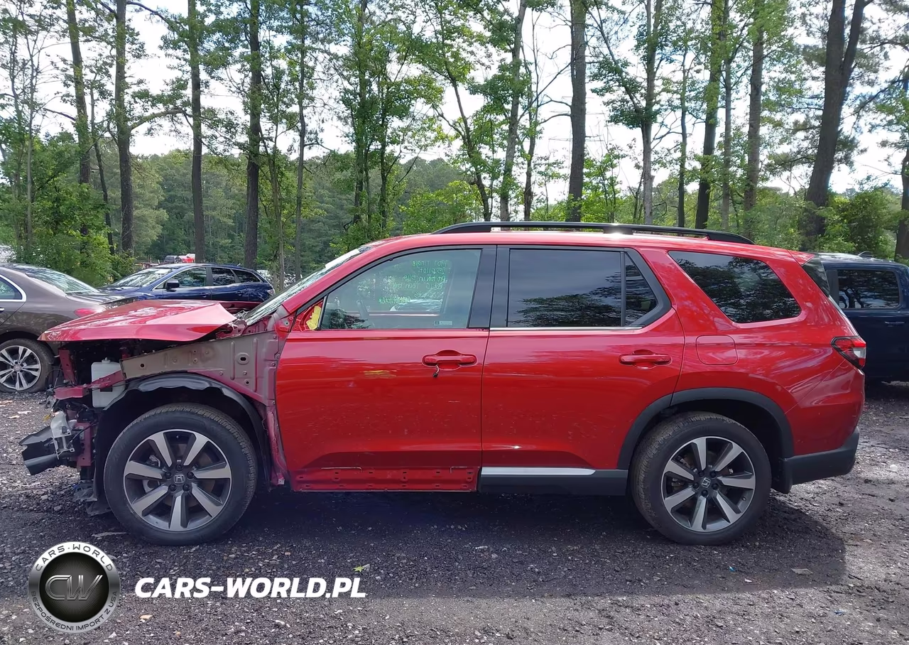2025 Honda Pilot Touring VIN:5FNYG1H71SB017223 - 15