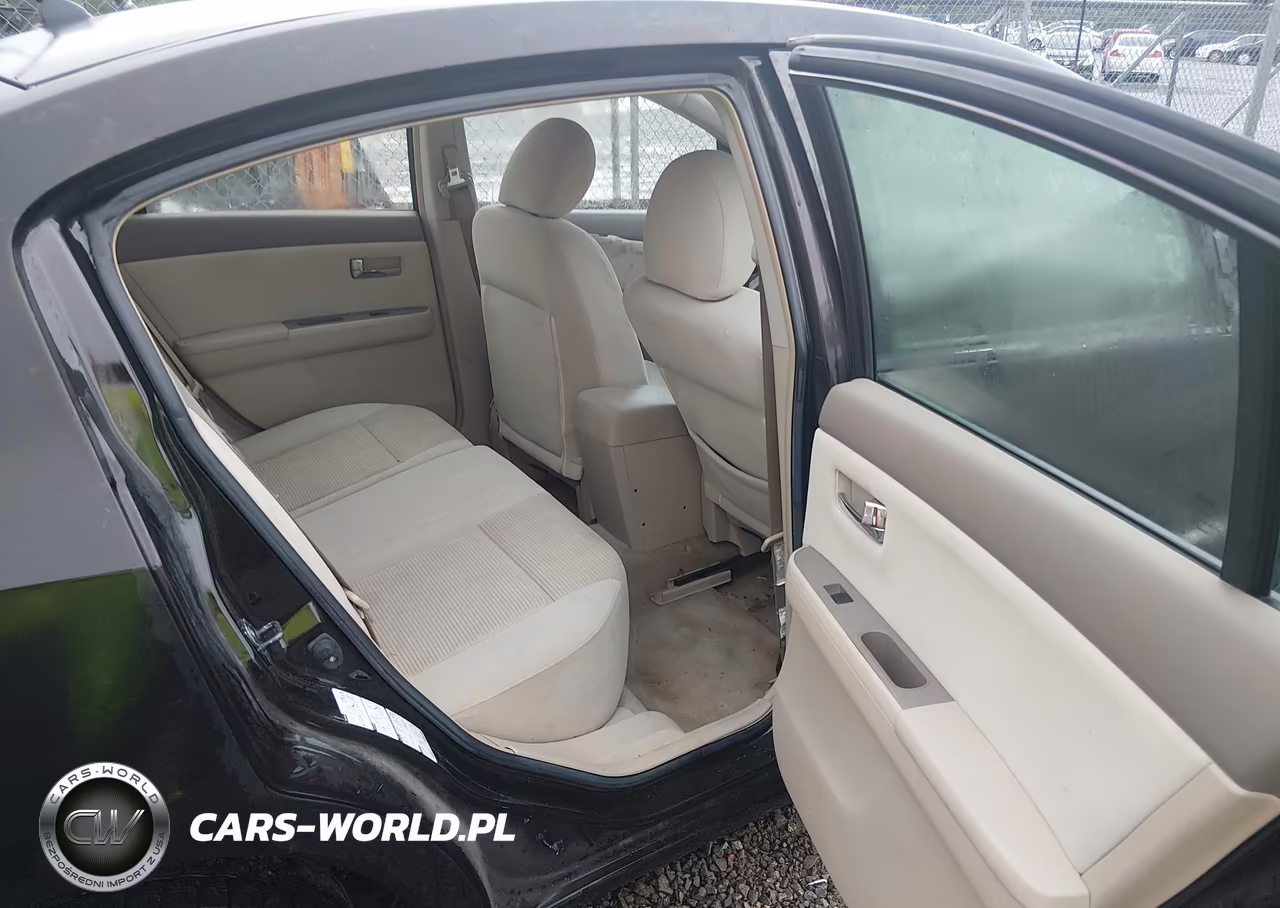 2011 Nissan Sentra 2.0S VIN:3N1AB6AP3BL628074 - 8