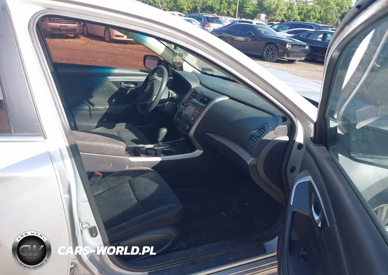 2014 Nissan Altima 2.5 S VIN:1N4AL3AP0EC139873 - 5