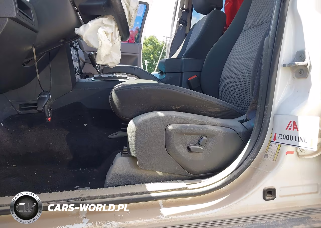 2008 Jeep Grand Cherokee Laredo VIN:1J8GR48K08C238984 - 18