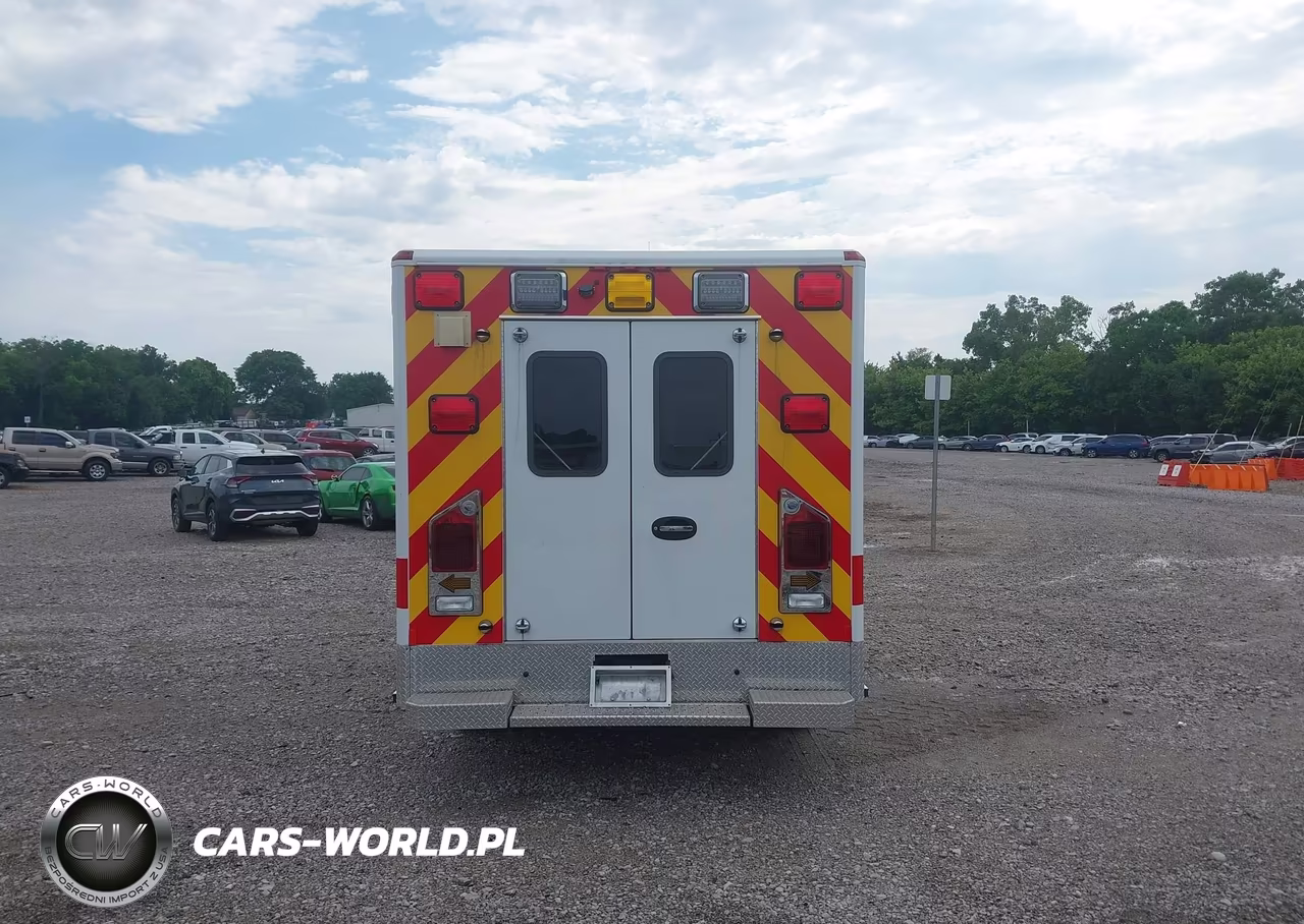 2015 Ford F-450 Chassis Xlt VIN:1FDUF4GT5FEA83746 - 16