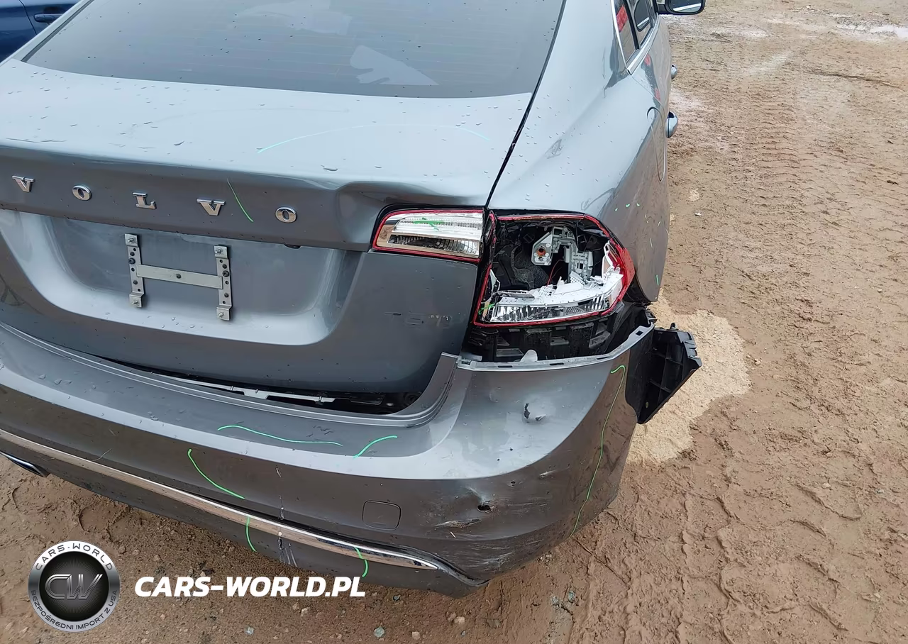 2018 Volvo S60 Inscription T5 Platinum VIN:LYV402TMXJB158605 - 19