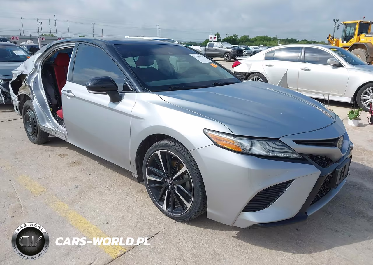 2019 Toyota Camry Xse – zdjęcie 1 z 18