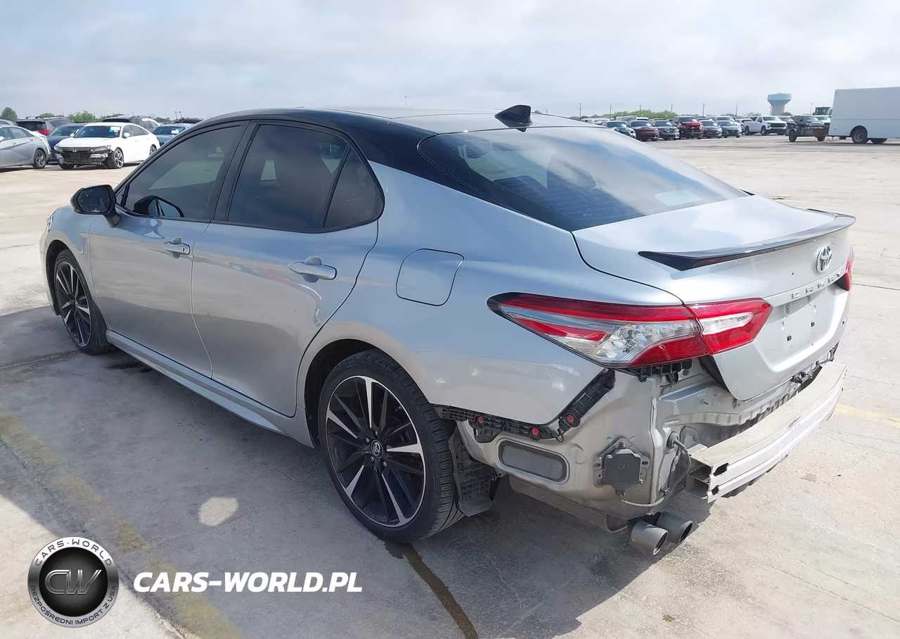 2019 Toyota Camry Xse VIN:4T1B61HK0KU282117 - 3