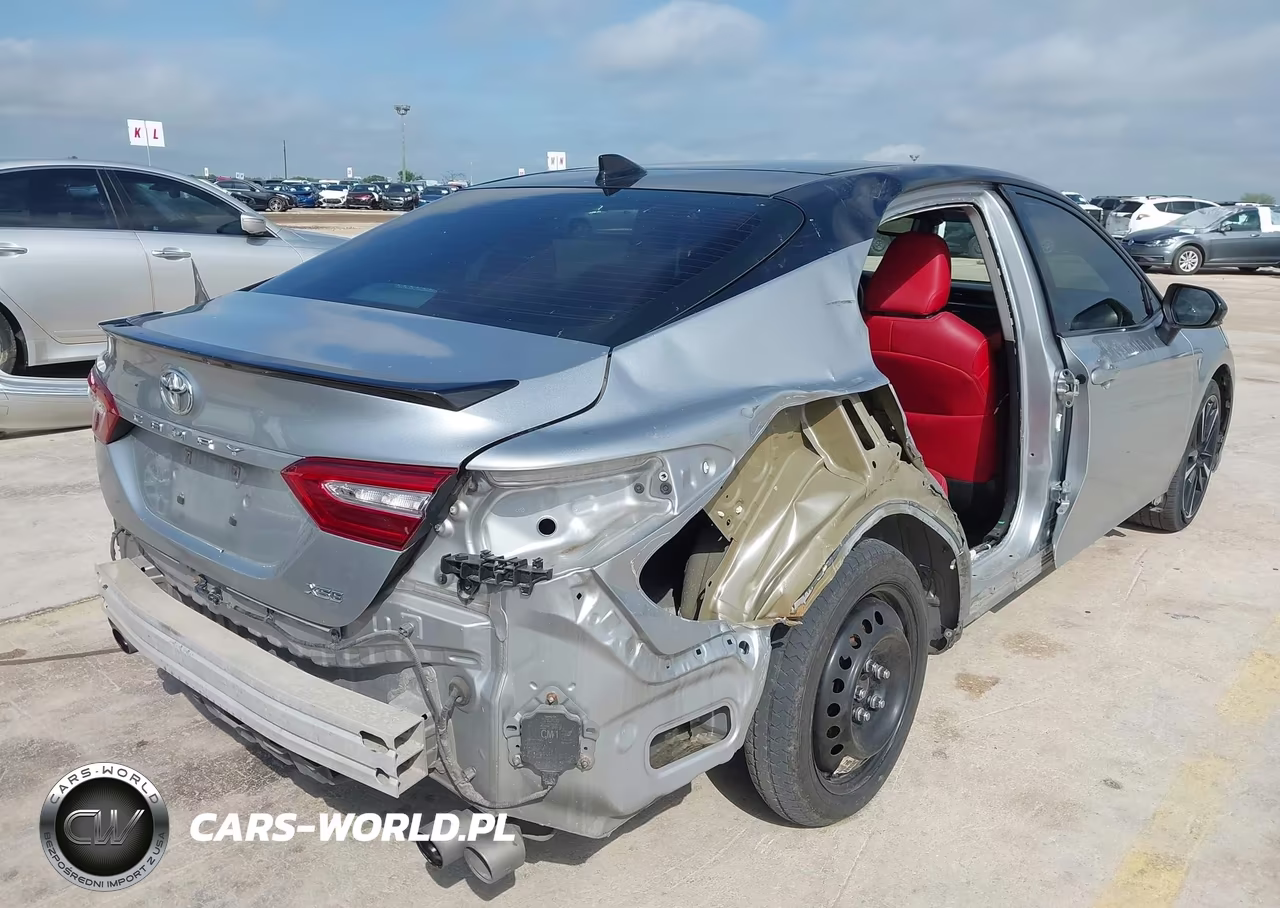 2019 Toyota Camry Xse VIN:4T1B61HK0KU282117 - 4