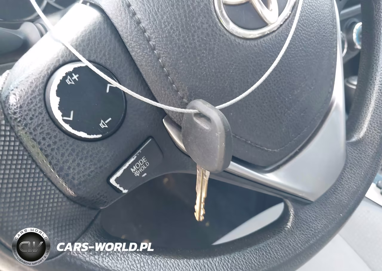 2014 Toyota Corolla L VIN:5YFBURHE2EP118839 - 11