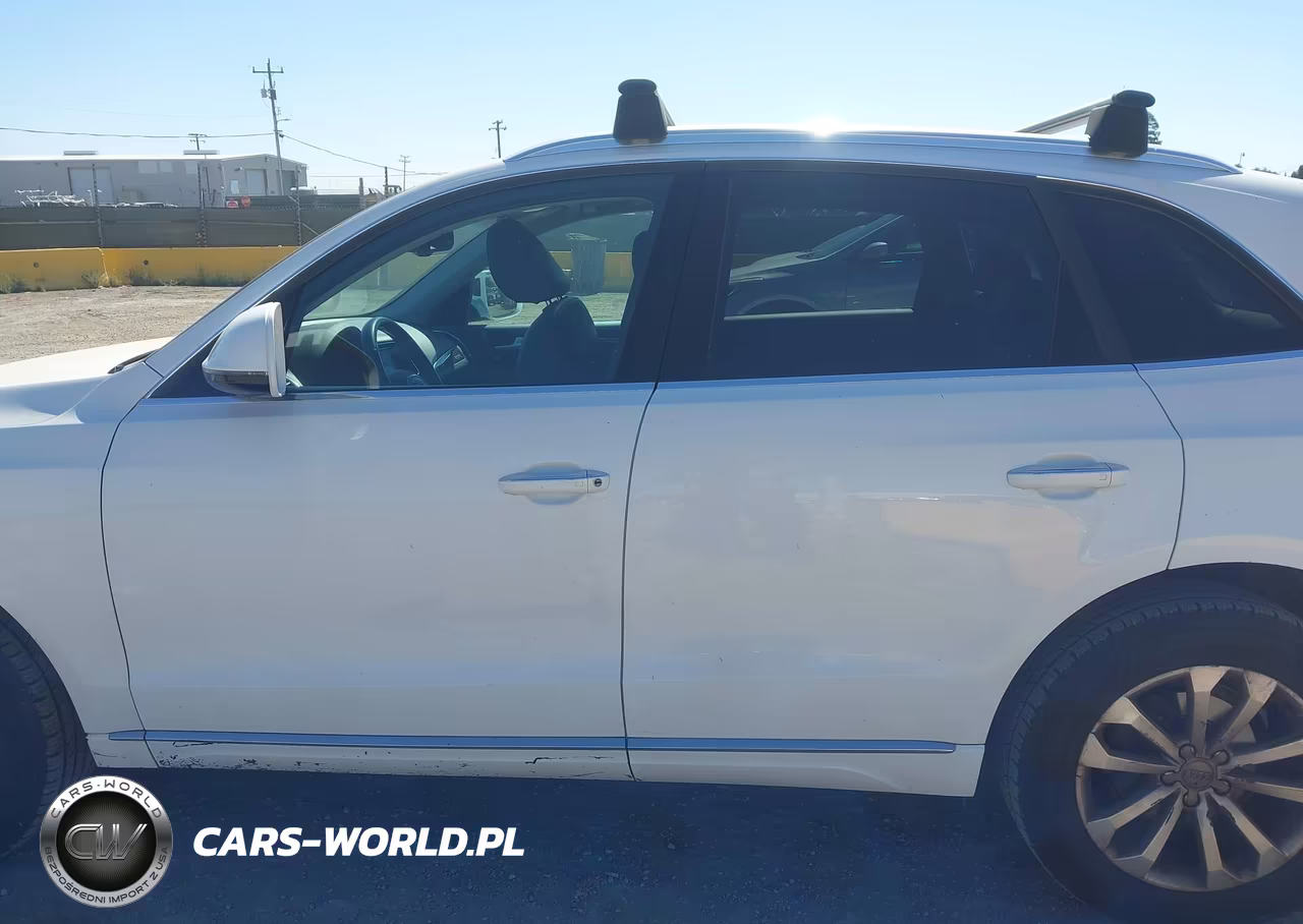 2015 Audi Q5 2.0T Premium VIN:WA1LFAFP5FA110478 - 14