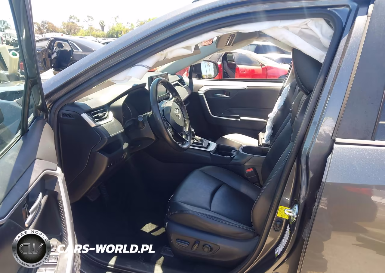 2021 Toyota Rav4 Xle Premium VIN:2T3C1RFV8MC136557 - 5