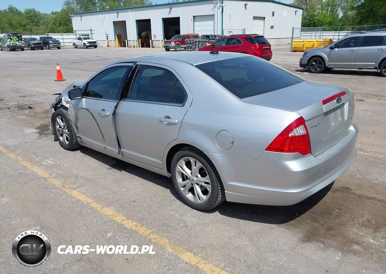 2012 Ford Fusion Se VIN:3FAHP0HA4CR330889 - 3
