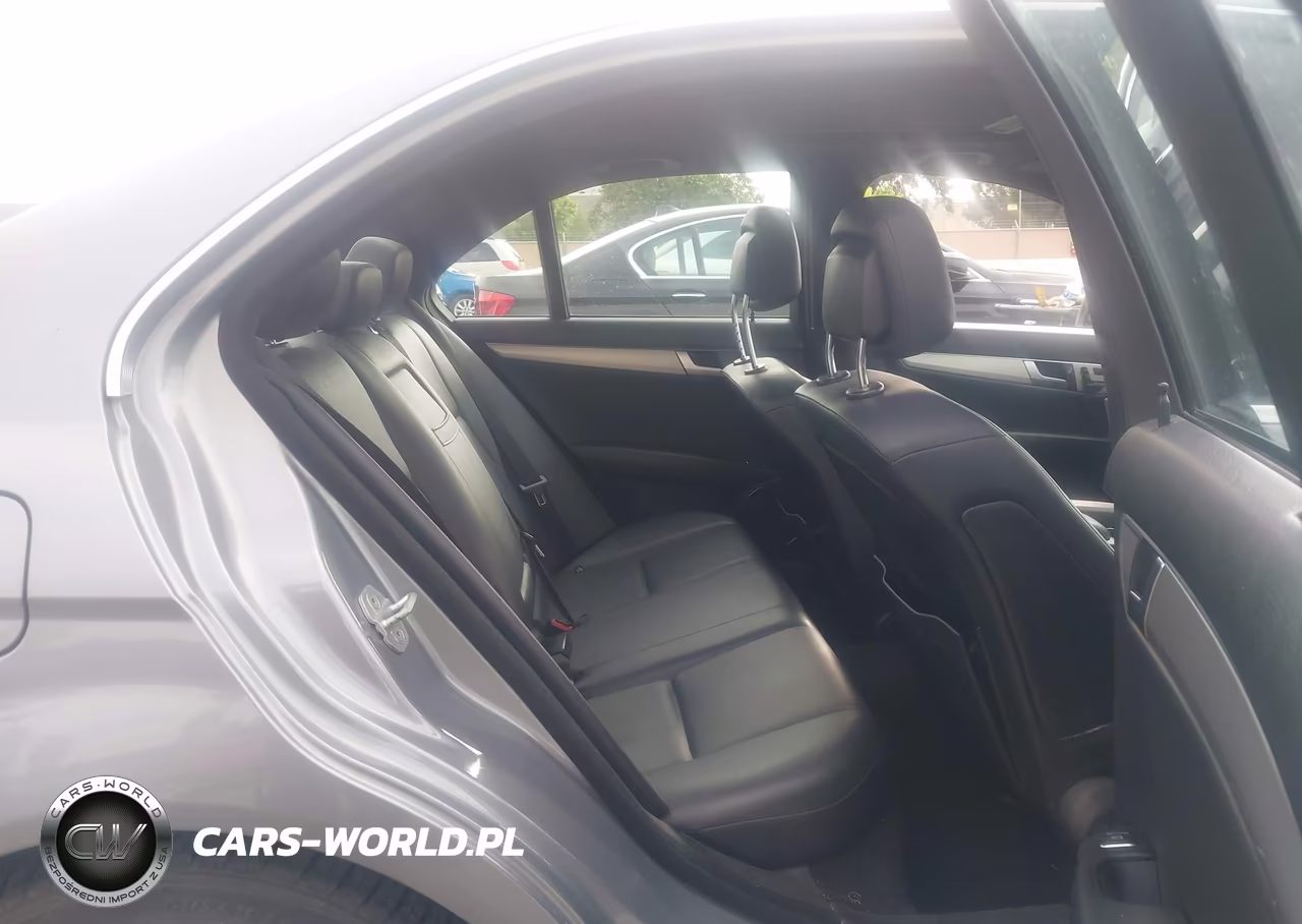 2013 Mercedes-Benz C 250 Sport VIN:WDDGF4HB8DR263225 - 8