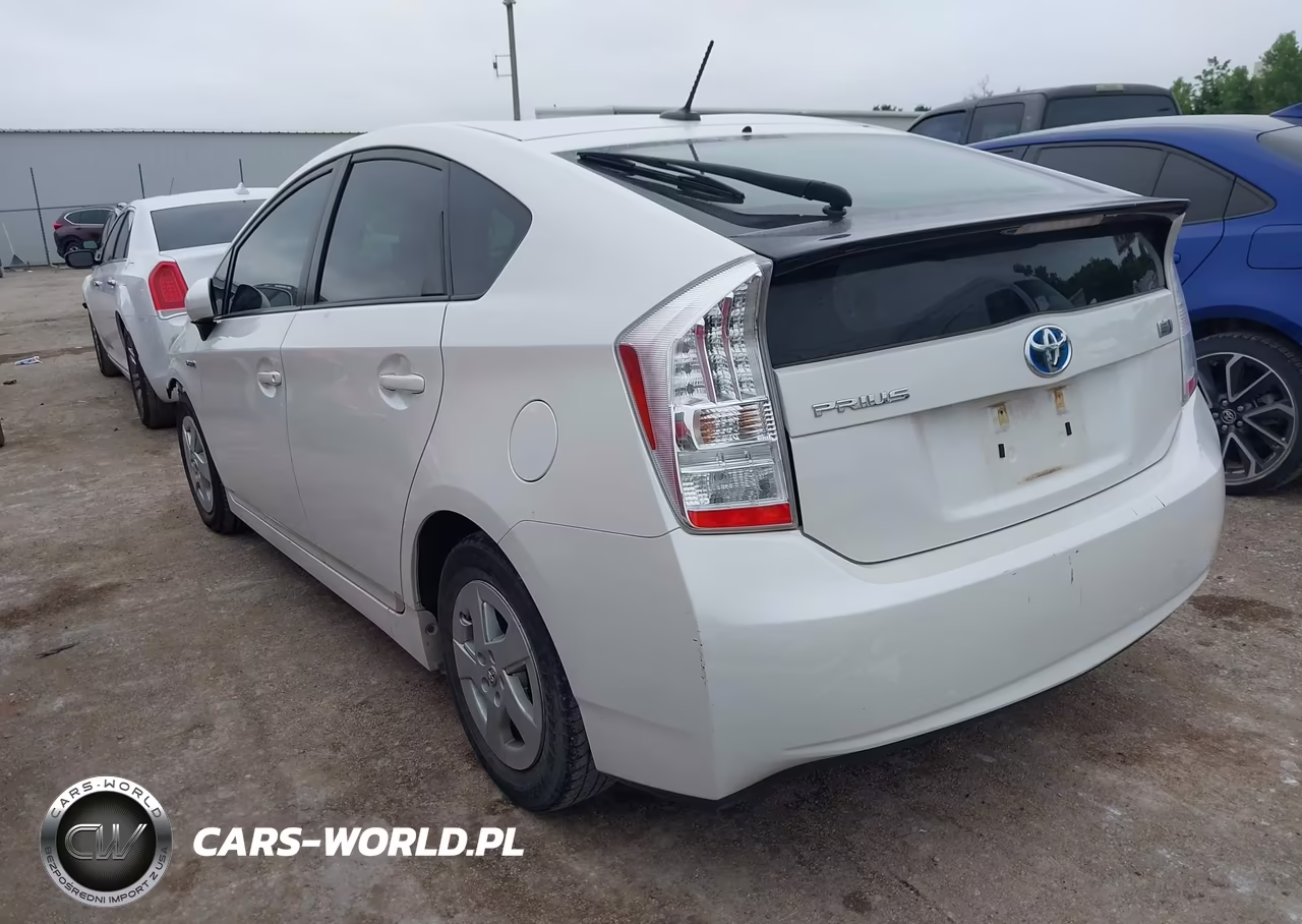 2011 Toyota Prius Two VIN:JTDKN3DU9B5342139 - 3