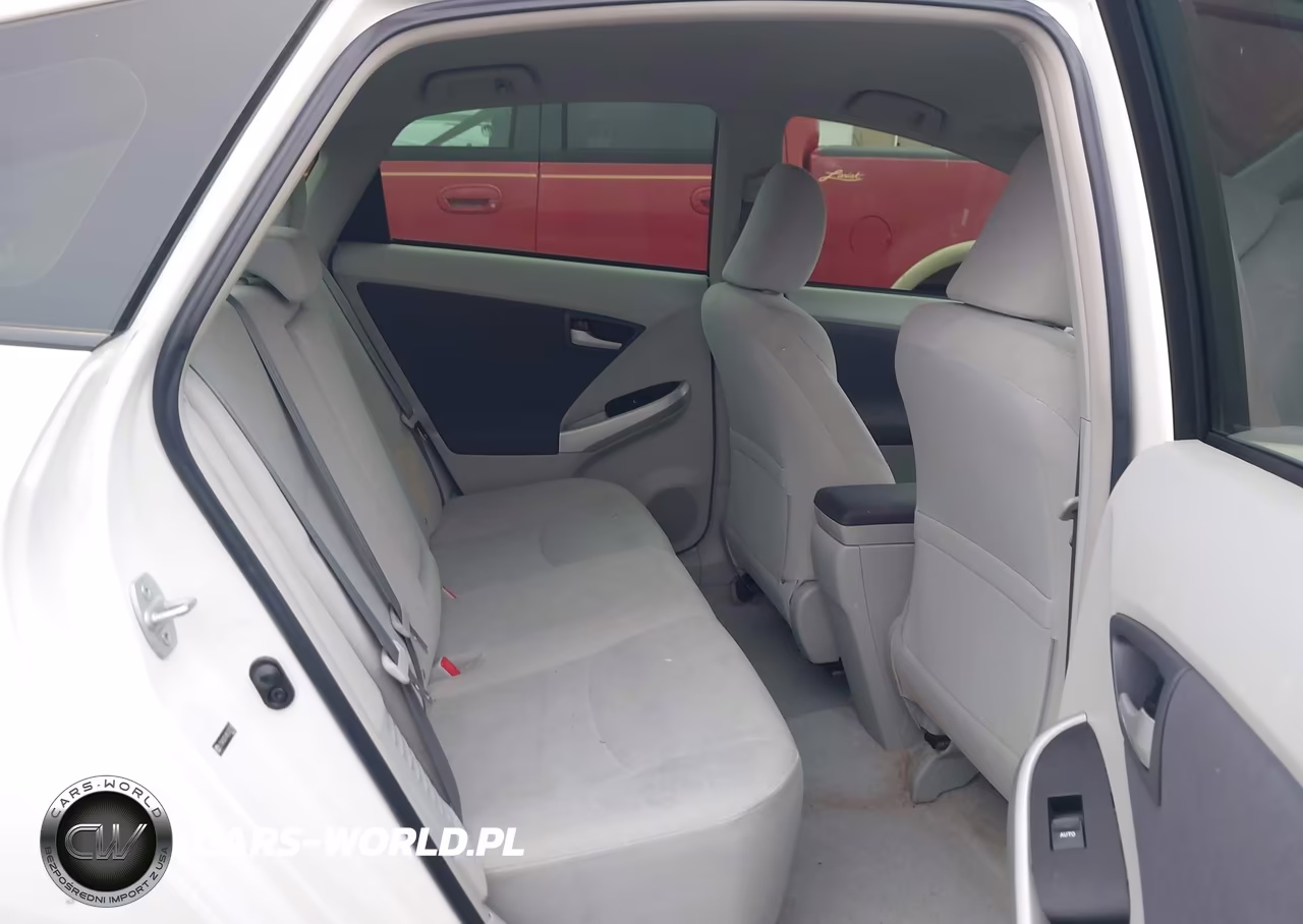 2011 Toyota Prius Two VIN:JTDKN3DU9B5342139 - 8