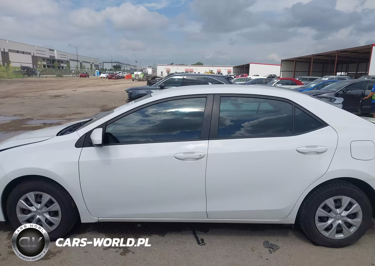 2019 Toyota Corolla L VIN:2T1BURHE1KC176906 - 14