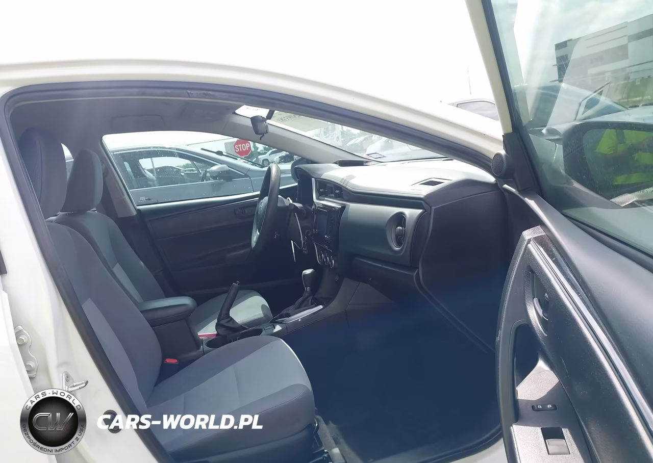 2019 Toyota Corolla L VIN:2T1BURHE1KC176906 - 5