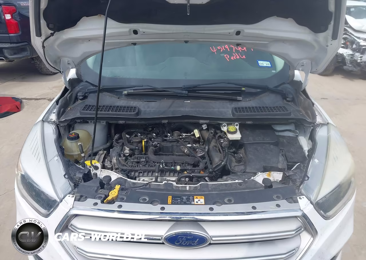 2018 Ford Escape Se VIN:1FMCU0GD9JUA75621 - 10
