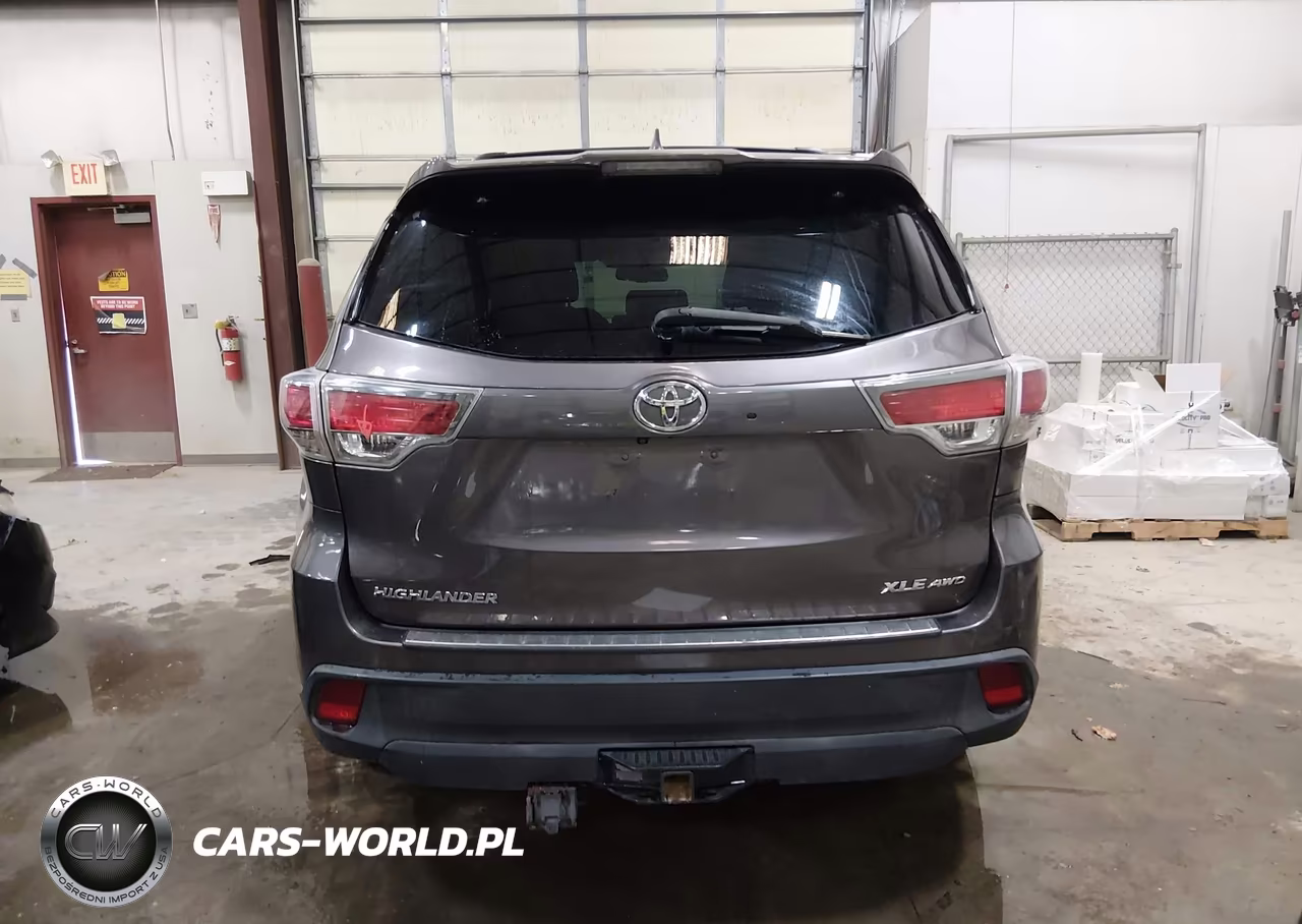 2015 Toyota Highlander Xle V6 VIN:5TDJKRFH9FS213745 - 17