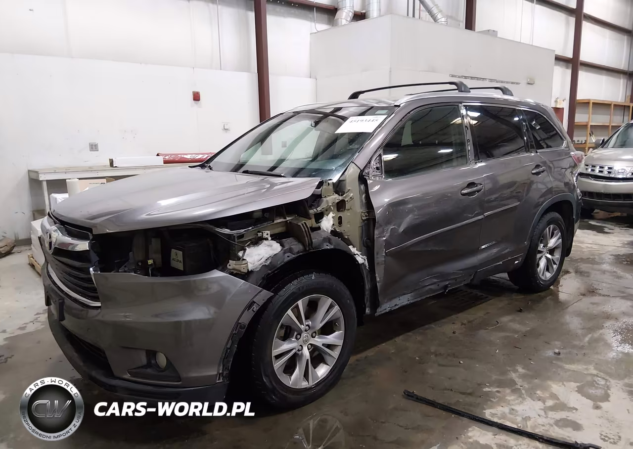 2015 Toyota Highlander Xle V6 VIN:5TDJKRFH9FS213745 - 6