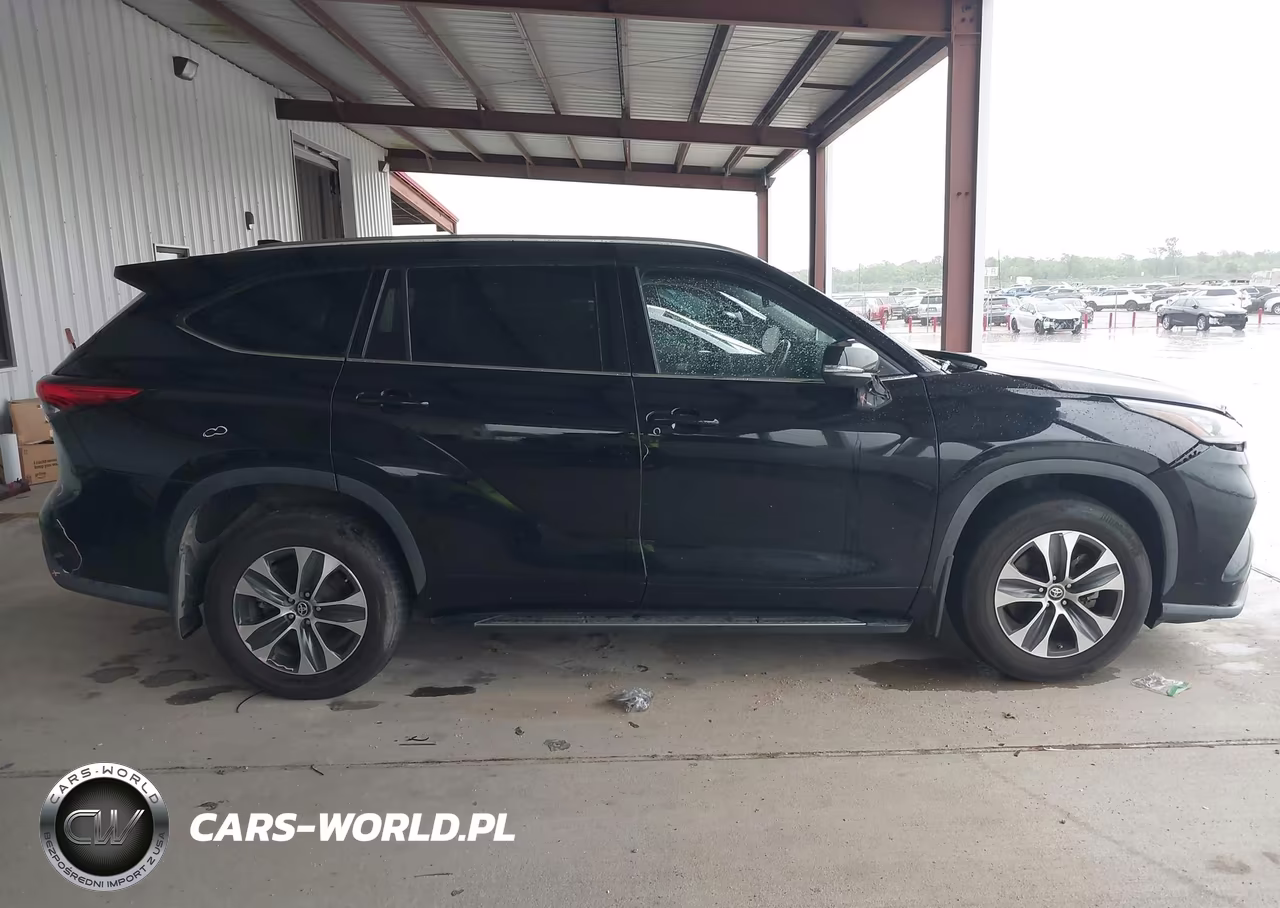 2020 Toyota Highlander Xle VIN:5TDGZRBH3LS521713 - 13