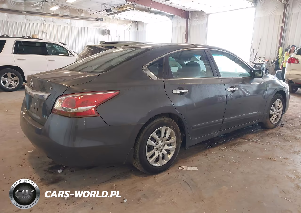2013 Nissan Altima 2.5 S VIN:1N4AL3AP8DC280284 - 4