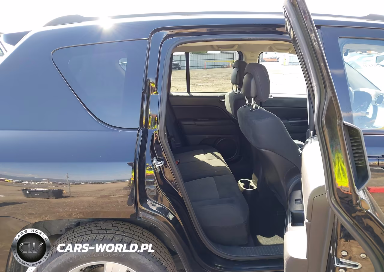 2012 Jeep Compass Latitude VIN:1C4NJDEB7CD511500 - 8