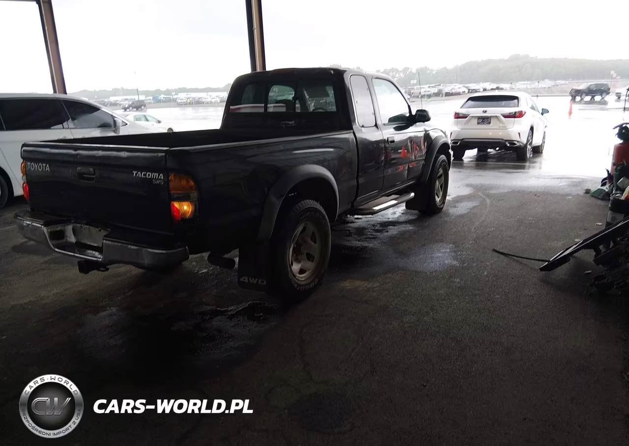 2003 Toyota Tacoma VIN:5TEWM72N03Z233946 - 4