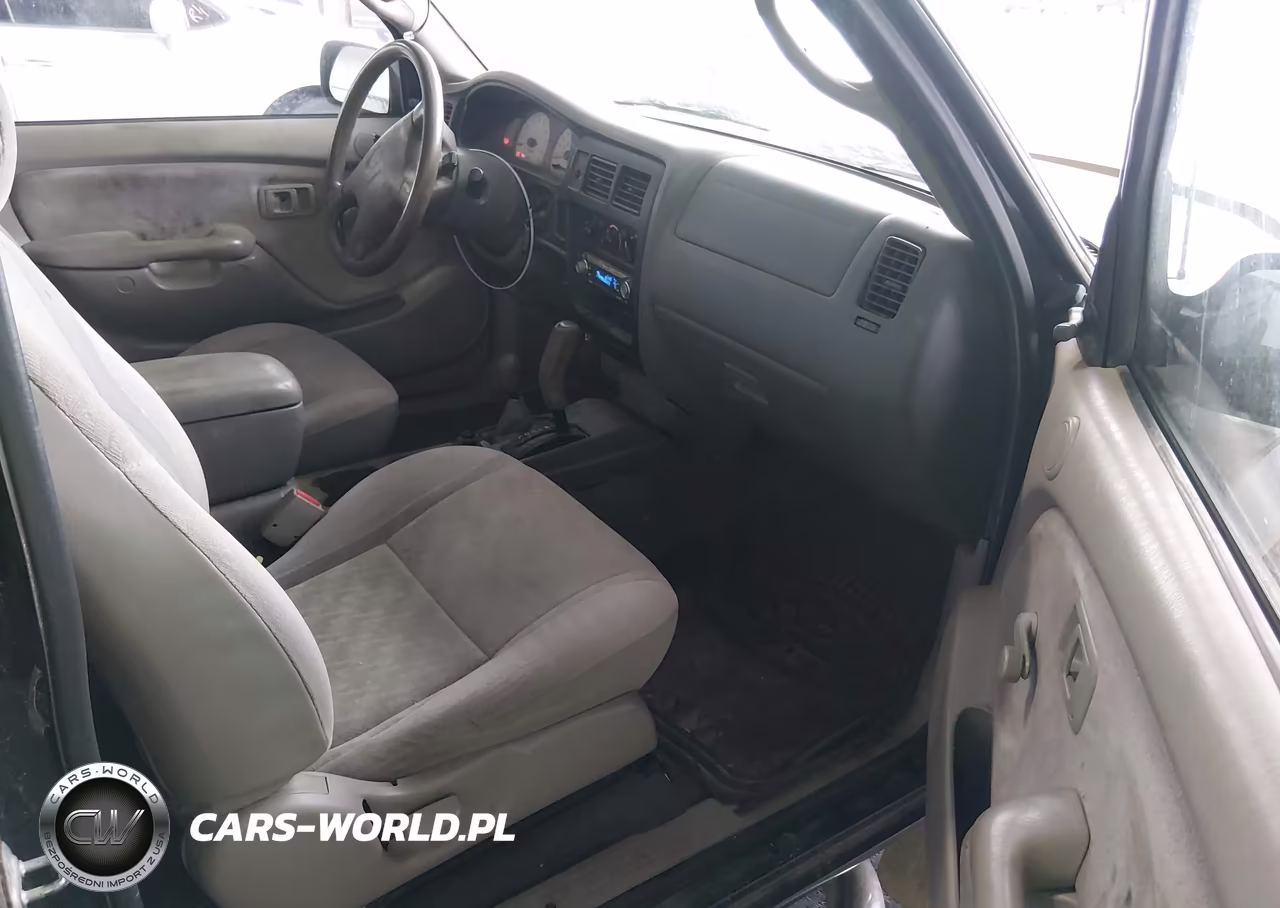 2003 Toyota Tacoma VIN:5TEWM72N03Z233946 - 5