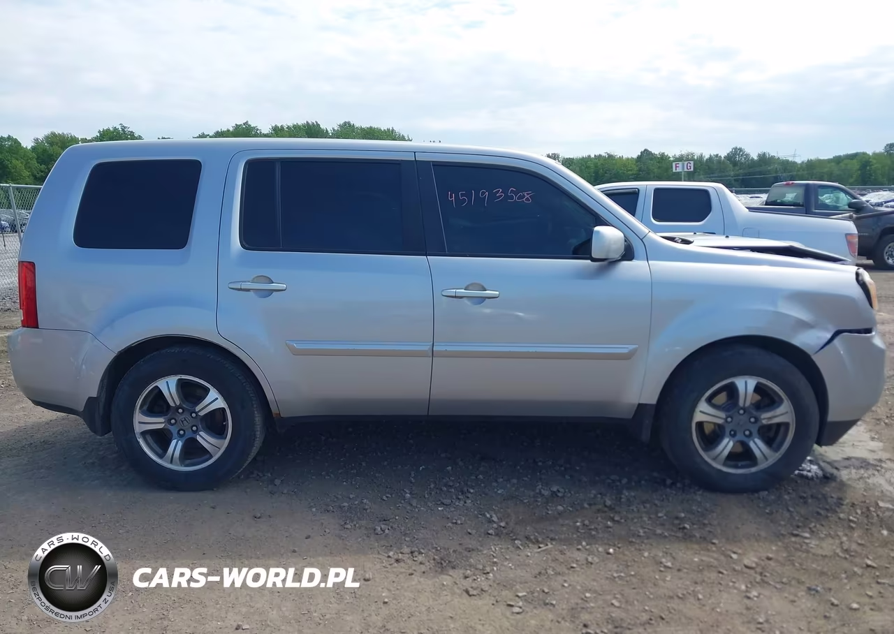 2015 Honda Pilot Se VIN:5FNYF4H3XFB064905 - 13