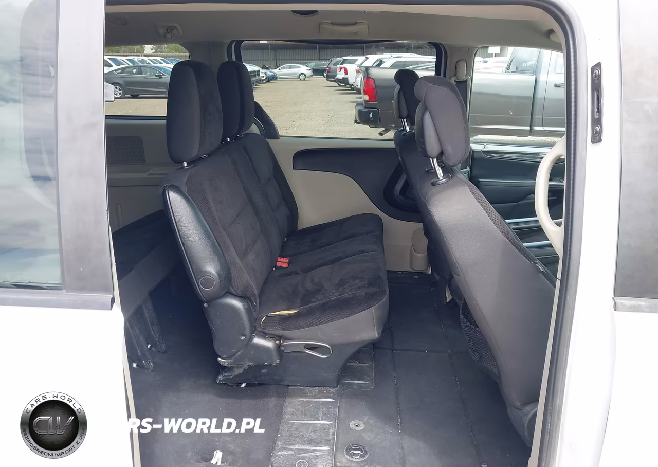 2018 Dodge Grand Caravan Se VIN:2C4RDGBG9JR296903 - 8
